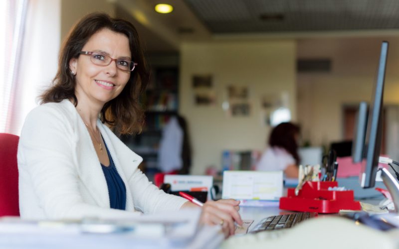 Valerie Piazza si occupa di gestioni contabili e dichiarativi fiscali